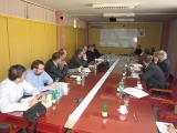 VI�E PARTNERI, A MANJE RIVALI
