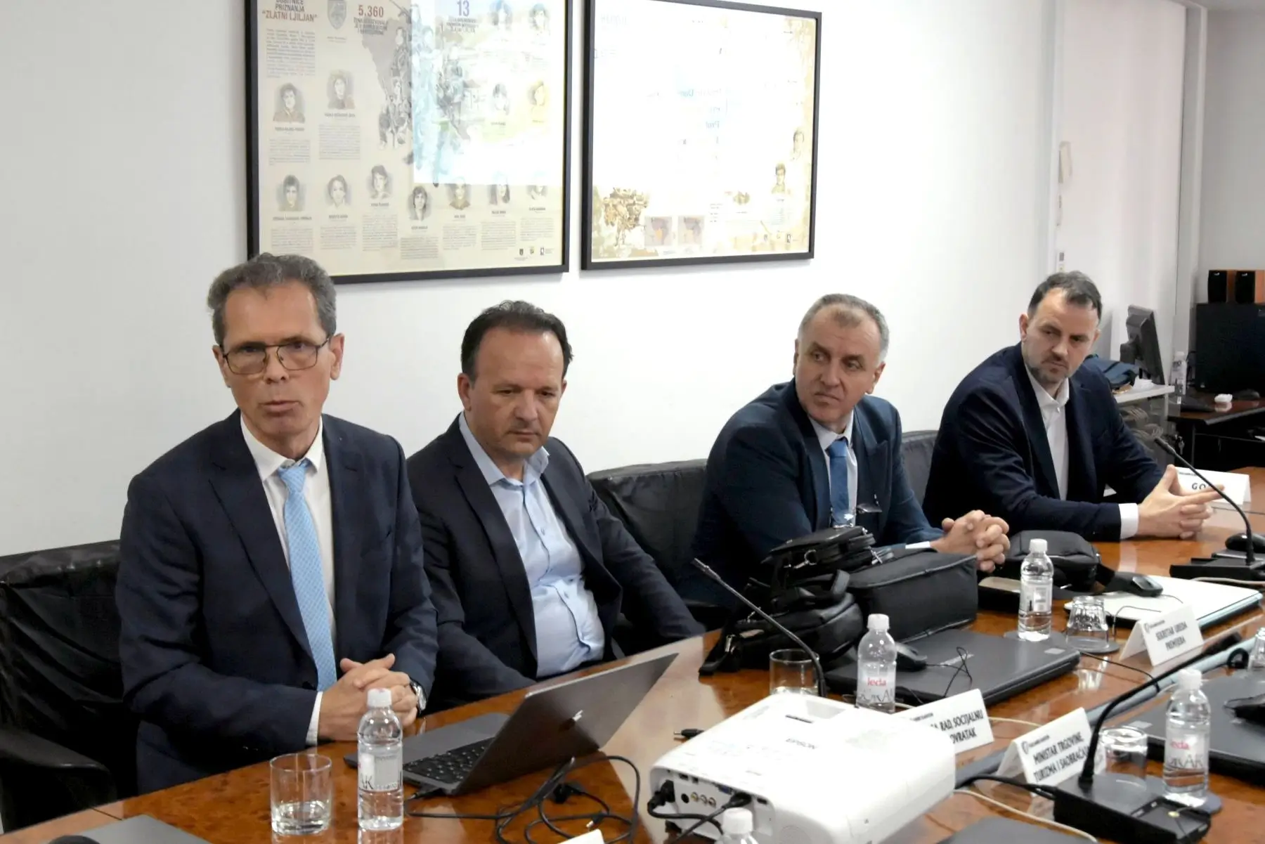 Data centar prezentacija 01 03 04 2025