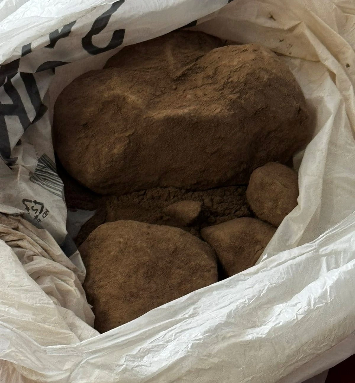 Uprava policije - U nastavku ativnosti na sprečavanju distribucije opojnih droga, u Tuzli oduzeto 1,8 kg droge